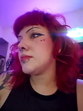 Sarah-Stoner Adlı Modelin Canlı Sohbet Odası