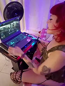 Živá chatovací místnost Sarah-Stoner