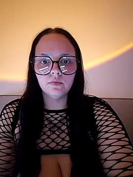 JUJUICY- Live chatroom