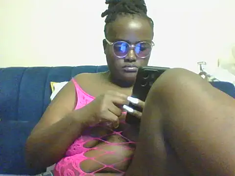 Busty_Bambii254 Live Chatraum
