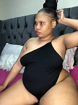 Pokój czatu na żywo – Anaelle24