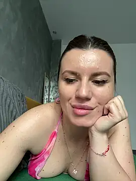 غرفة دردشة MayaMR المباشرة