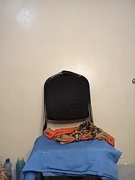 חדר צ'אט בשידור חי של shante001
