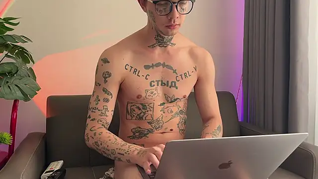 anahori__simon Live Chatraum