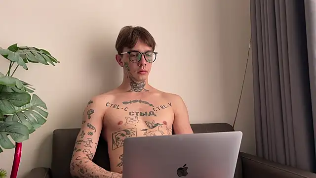 anahori__simon's Live Chat Room