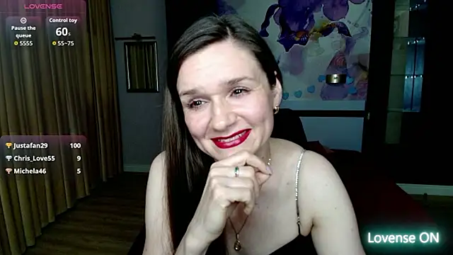 AriaGray Cameră chat live