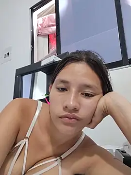 FerneyManti Live chatroom