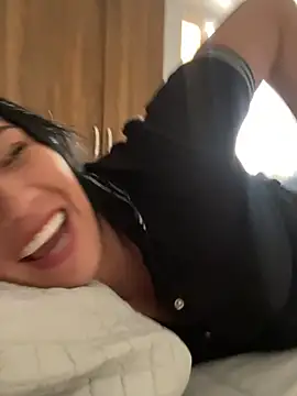 Sara_luna_'s Live Chat Room
