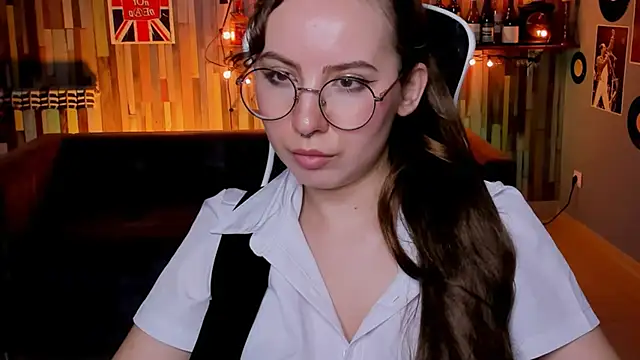 Chat soba uživo modela JasmineMilko