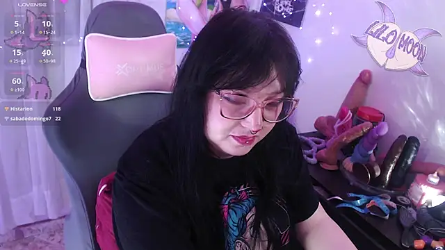LiloMoon69 লাইভ চ্যাট রুম