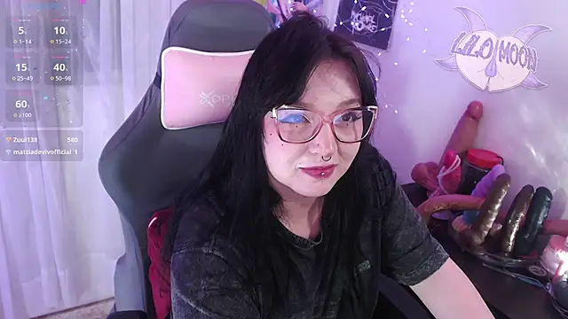 LiloMoon69のライブチャットルーム