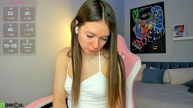 Nicole_Charm's Live Chat Room