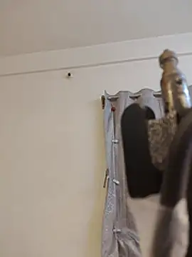 Chat ao vivo de monalisa-jaan