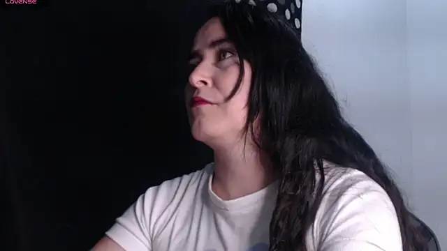 carla_slut_naugthy Adlı Modelin Canlı Sohbet Odası