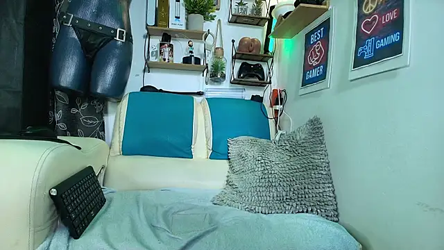 Leenar_Key Live Chatrum