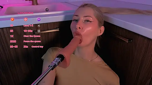 Živá chatovací místnost Devi__ka