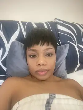 NAUGHTYSHALOTXX লাইভ চ্যাট রুম