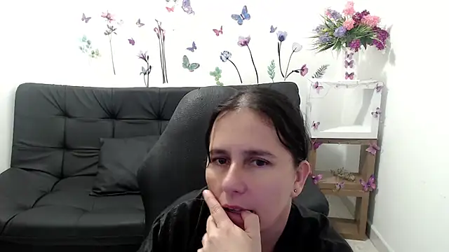 Pokój czatu na żywo – victoria_jones