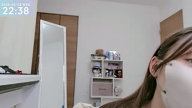 -SHINON- – Naživo chatovacia miestnosť