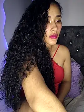 חדר צ'אט בשידור חי של jaderossxx