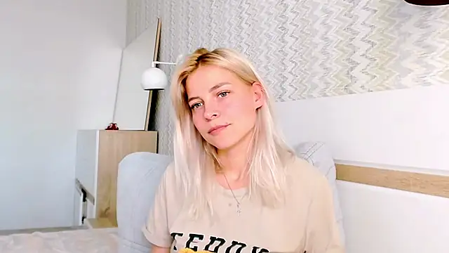 FoxyKathryn Cameră chat live