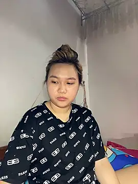 Almira6868 Cameră chat live
