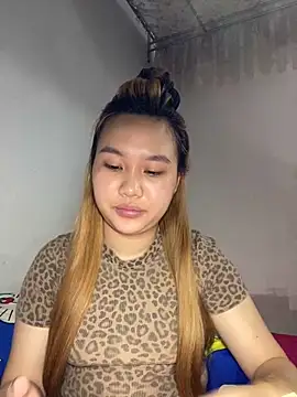Almira6868 Cameră chat live