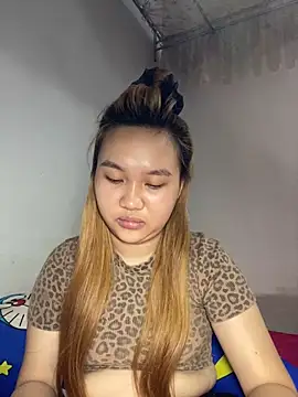 Almira6868 Live Chatraum