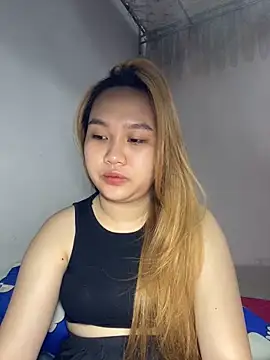 Almira6868 실시간 채팅방