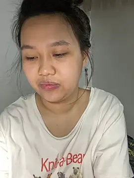 Almira6868 Cameră chat live