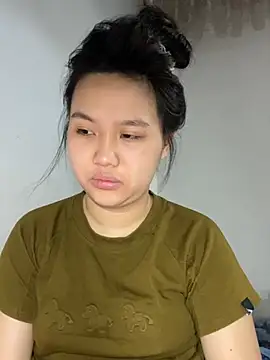 Sala de chat ao vivo de Almira6868