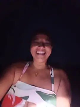 esmeralda_li Ruang Obrolan Langsung