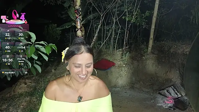 غرفة دردشة esmeralda_li المباشرة