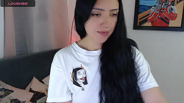Suzanne_abbey Adlı Modelin Canlı Sohbet Odası