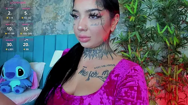 Chat ao vivo de CreamyInkky_