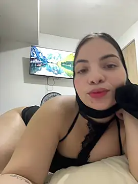 Layla_kaderr 실시간 채팅방
