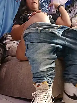 Michelle_Brito1 Adlı Modelin Canlı Sohbet Odası