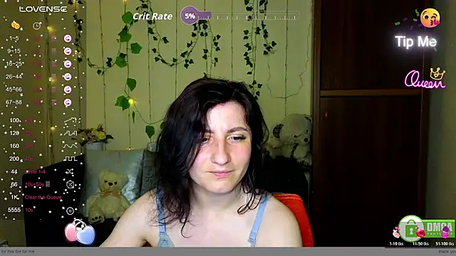 Muse_kitty_jenia Adlı Modelin Canlı Sohbet Odası