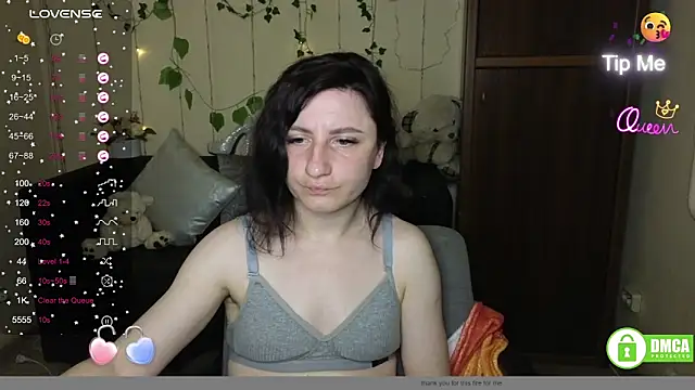 Muse_kitty_jenia Adlı Modelin Canlı Sohbet Odası