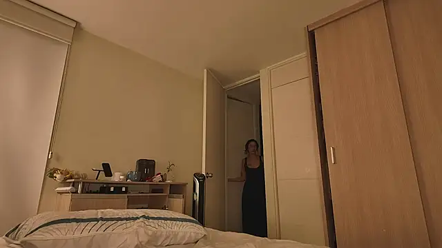 juanasnz99 Adlı Modelin Canlı Sohbet Odası