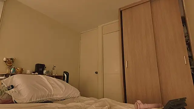 juanasnz99 Adlı Modelin Canlı Sohbet Odası