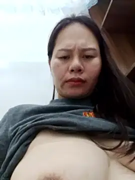 Baby-ladyass20's Live Chat Room