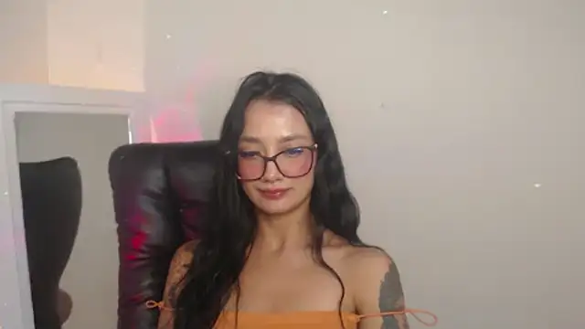 Chatroom en direct de mariiana-diaz
