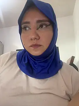 hannahayat's Live Chat Room