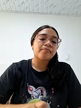 -VICKKY's Live Chat Room