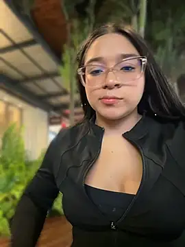 -VICKKY Cameră chat live