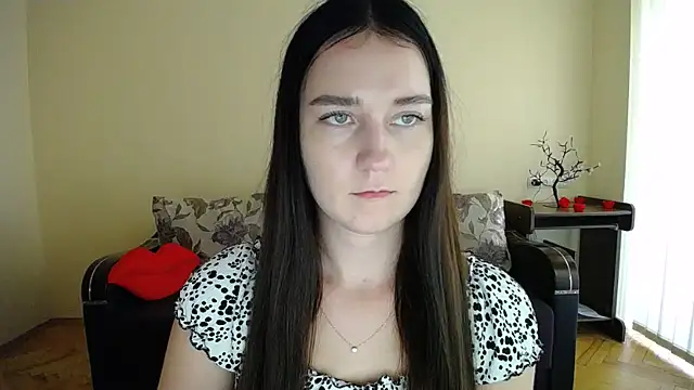 Pretty_shy's Live Chat Room