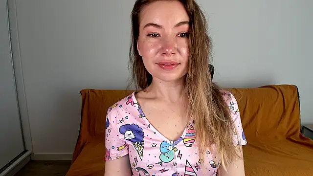 Mia_Tasty Adlı Modelin Canlı Sohbet Odası
