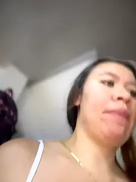 Chat soba uživo modela Emiily_lee
