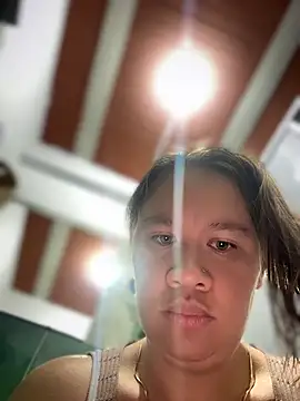 Živá chatovací místnost Emiily_lee